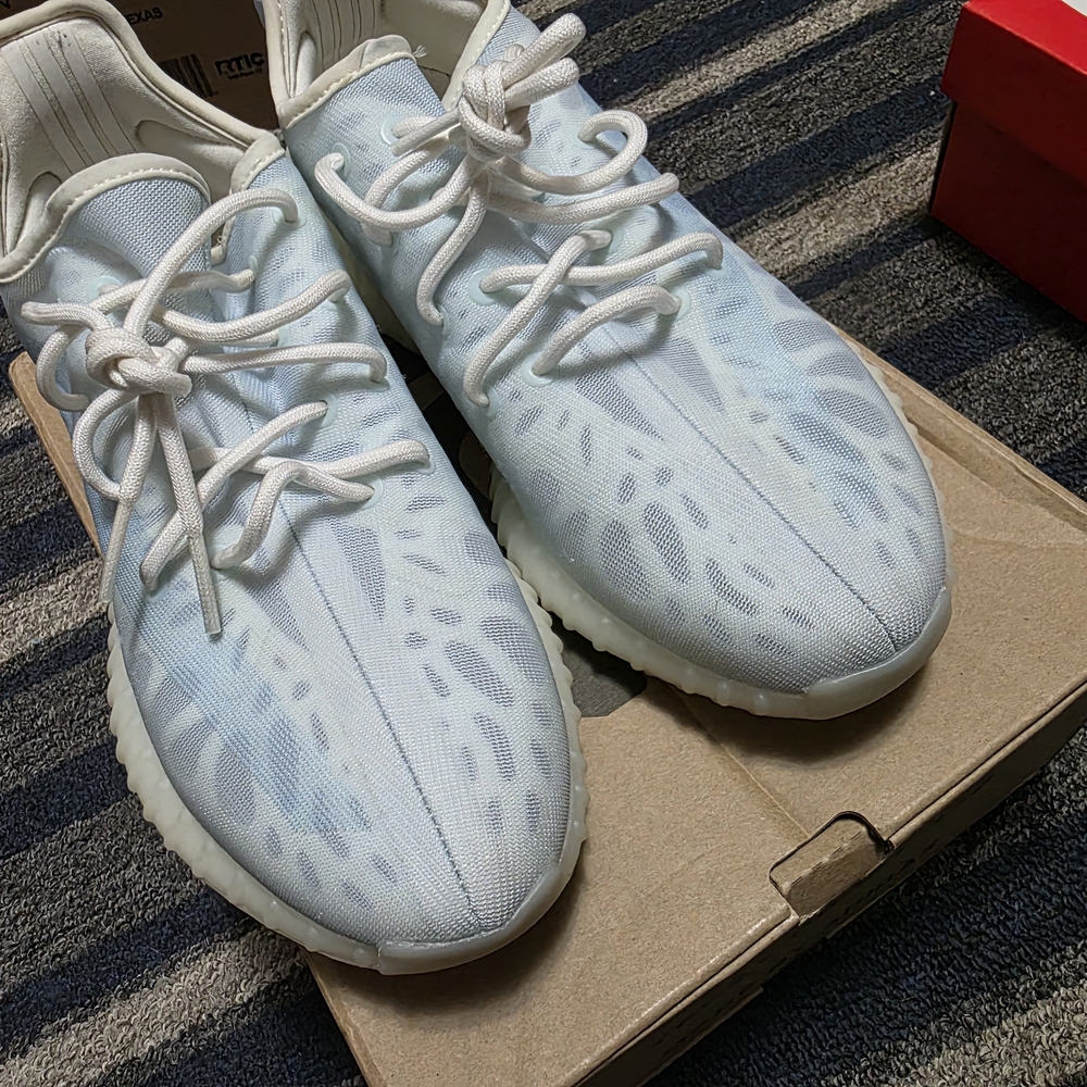 adidas Yeezy 350 Mono Ice